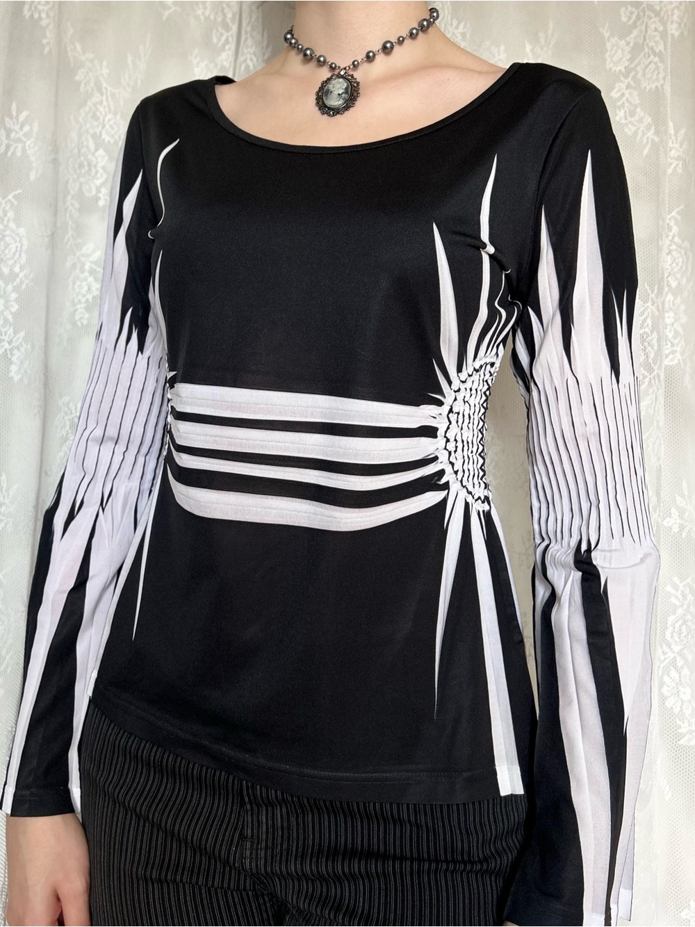 Vintage Whimsygoth Black & White Top - Picture 4 of 6